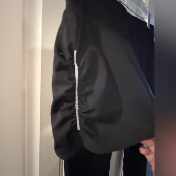 Athleta Black Skirted Crop Leggings, ruched sides, reflective markings, Small - Picture 2 of 9